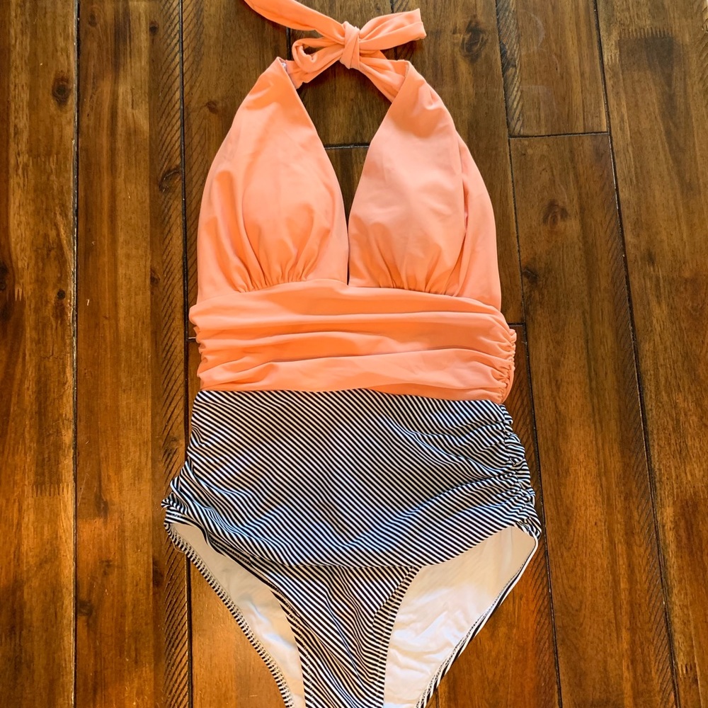 Cupshe one piece bathing suit